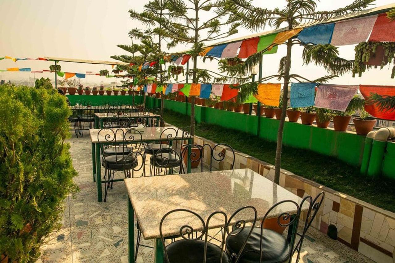 Nepalaya Hotel Kathmandu Buitenkant foto
