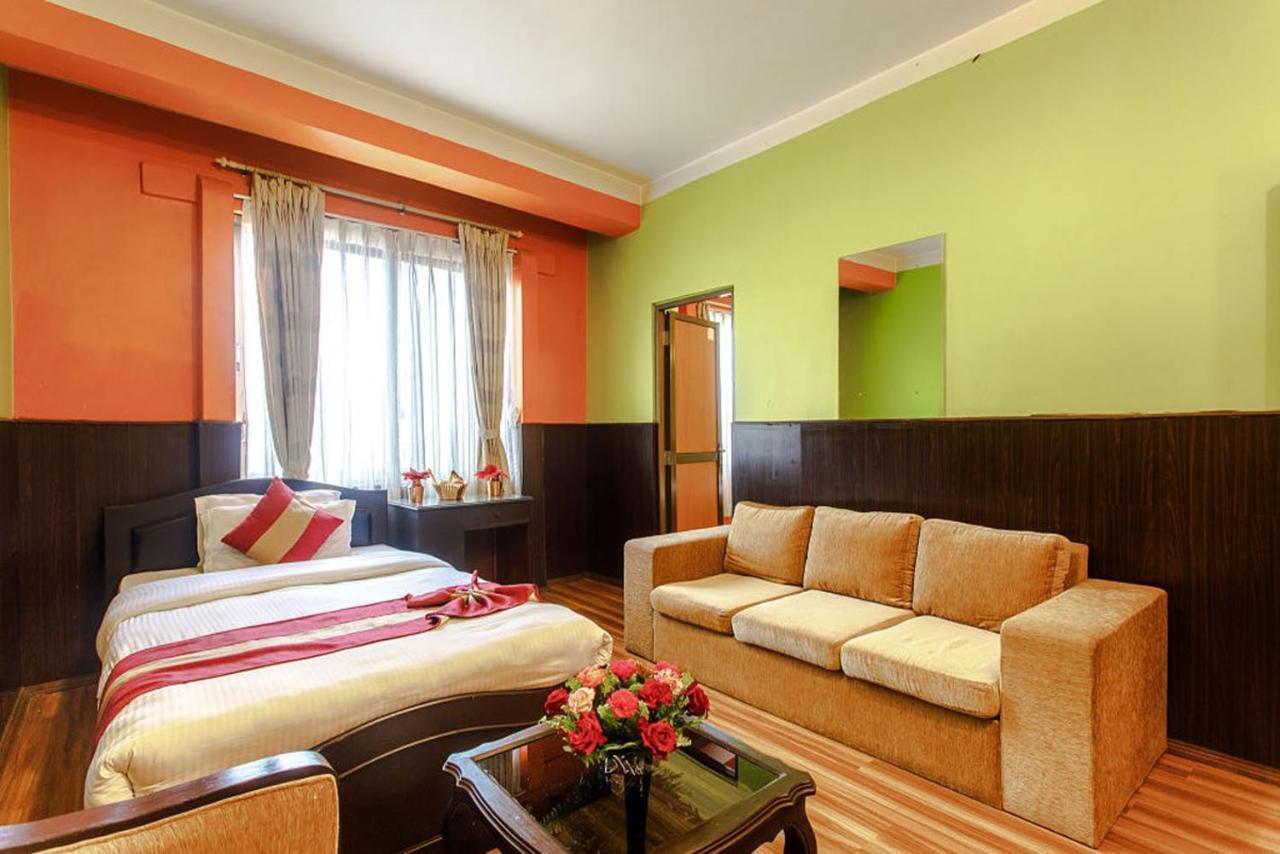 Nepalaya Hotel Kathmandu Buitenkant foto