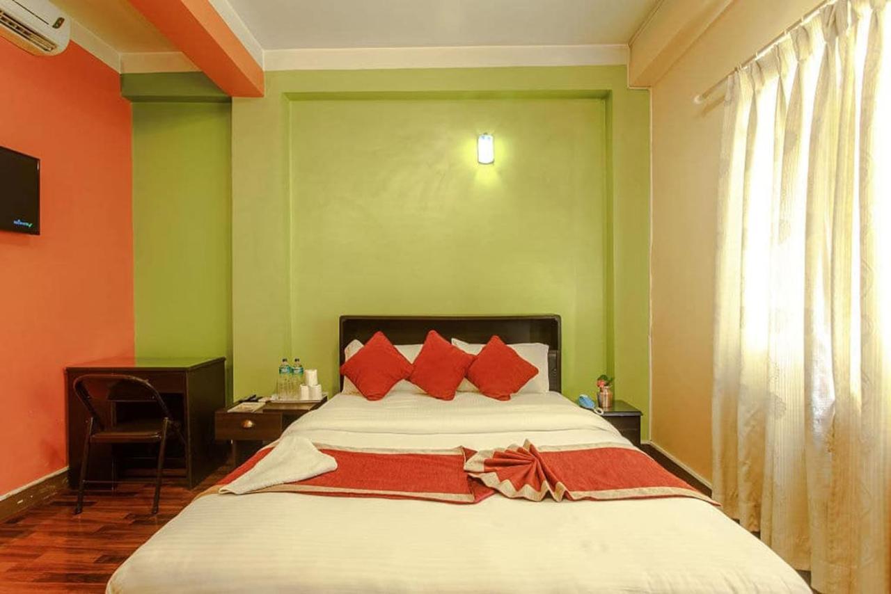 Nepalaya Hotel Kathmandu Buitenkant foto