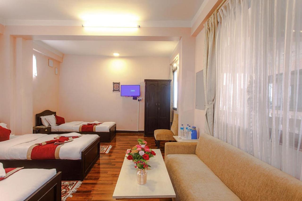 Nepalaya Hotel Kathmandu Buitenkant foto