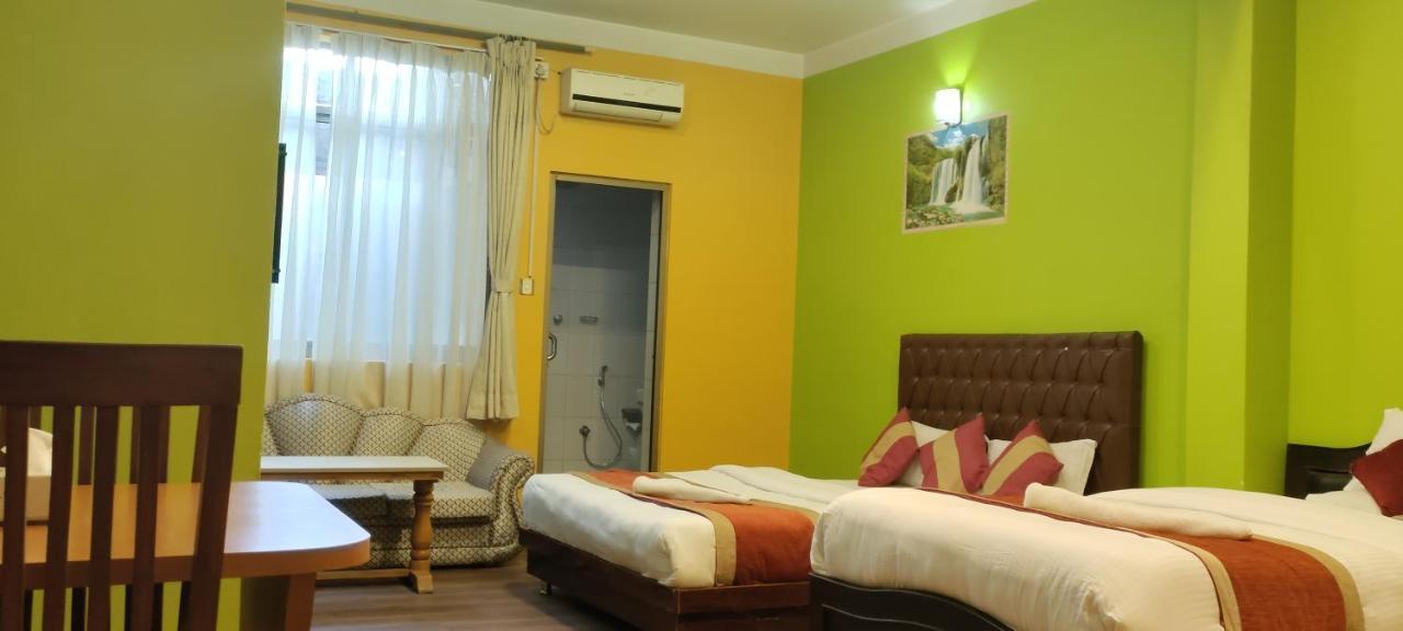 Nepalaya Hotel Kathmandu Buitenkant foto