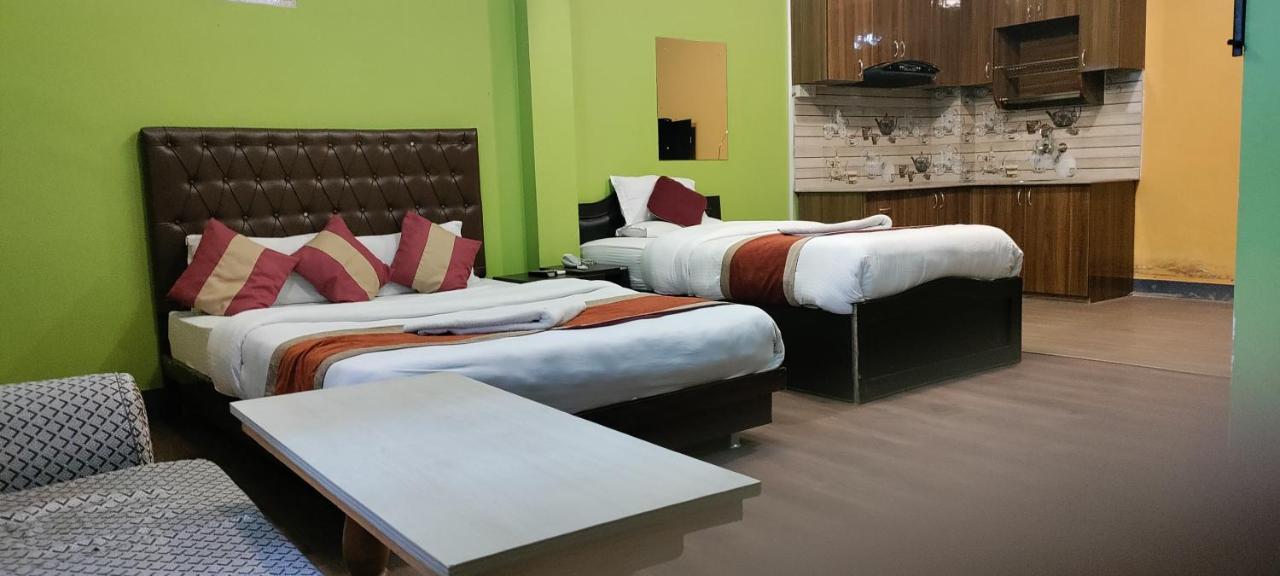 Nepalaya Hotel Kathmandu Buitenkant foto