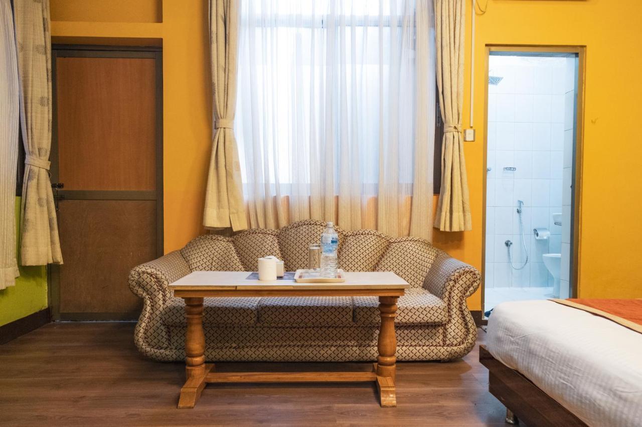 Nepalaya Hotel Kathmandu Buitenkant foto