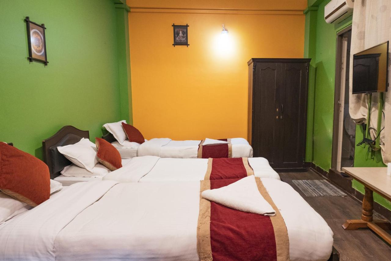 Nepalaya Hotel Kathmandu Buitenkant foto