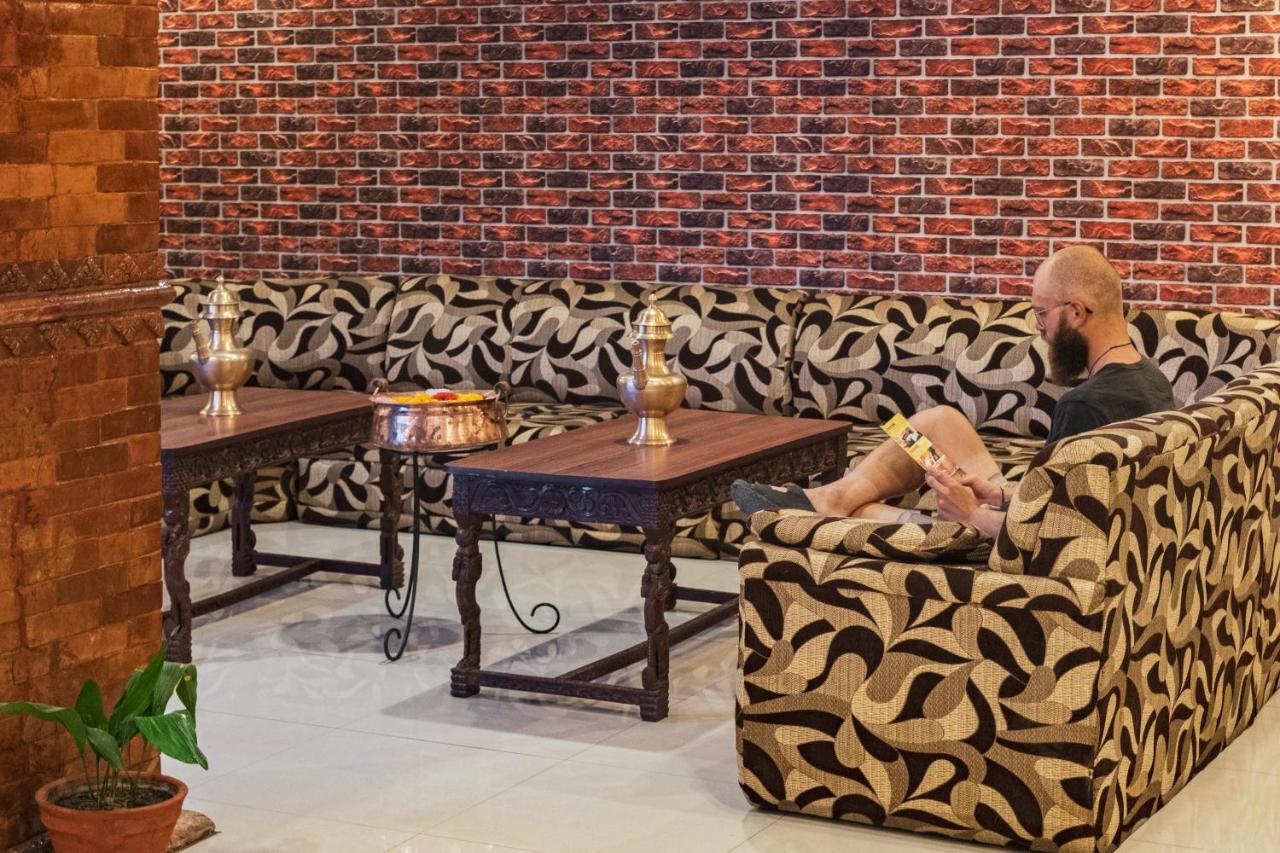 Nepalaya Hotel Kathmandu Buitenkant foto