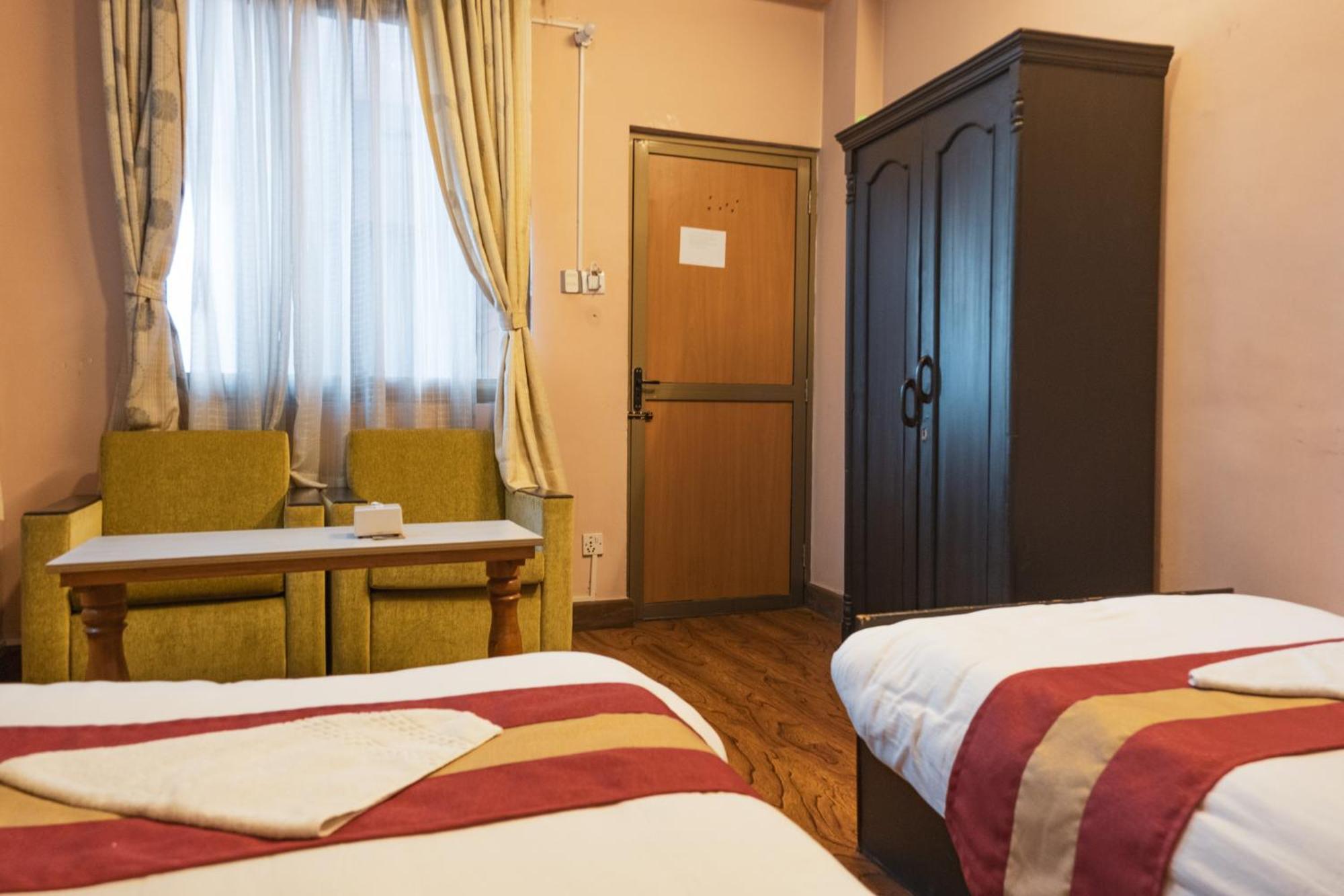 Nepalaya Hotel Kathmandu Buitenkant foto